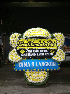 Papan Bunga Duka di Mekarmukti
